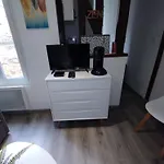 Confortable Tv Centre * Louviers